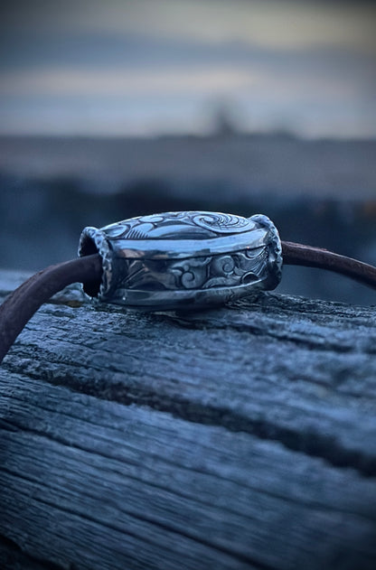 Oval Palm Concho