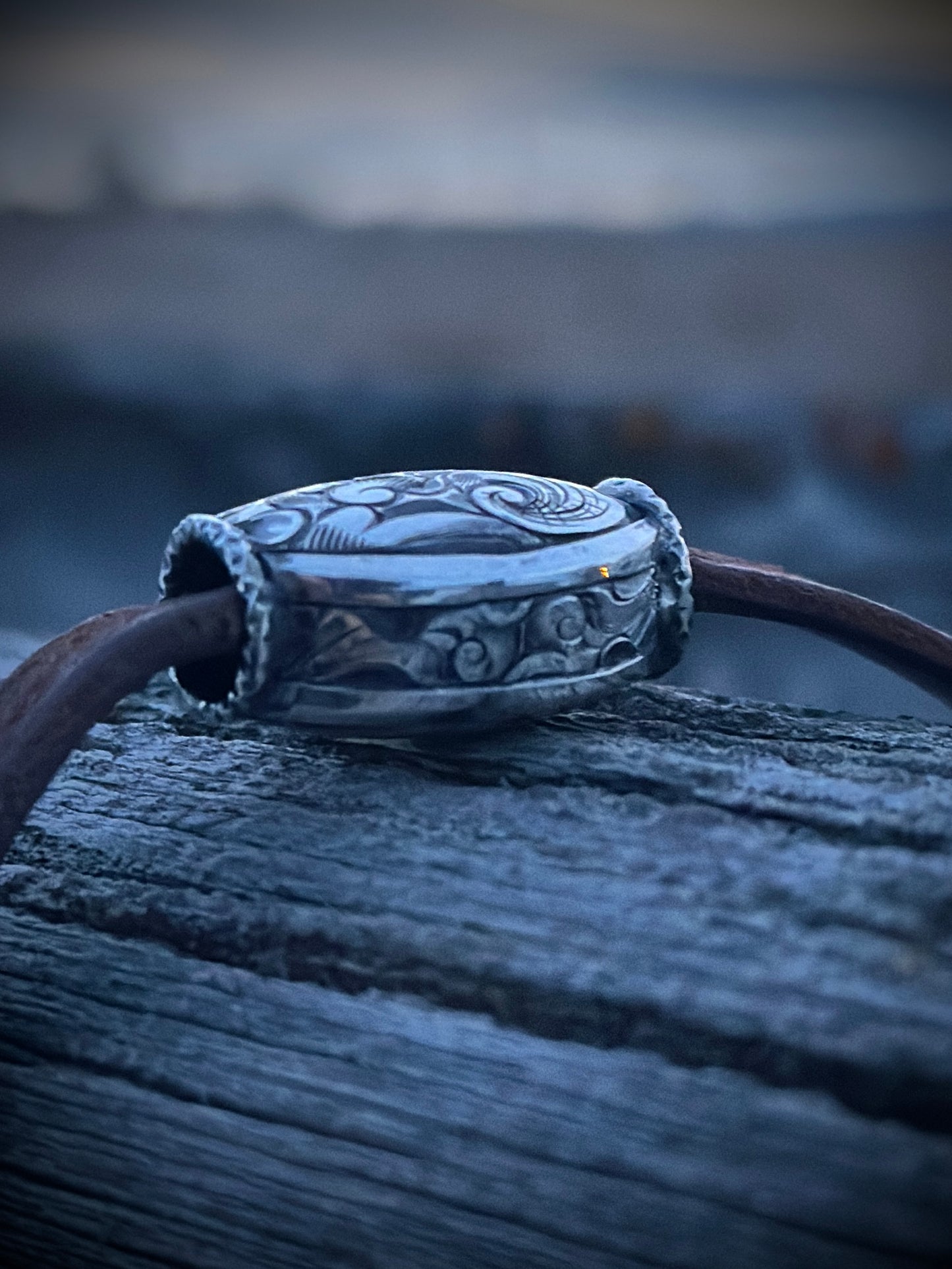 Oval Palm Concho