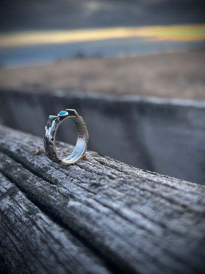 Sterling + Kingman Turquoise Ring 7.5